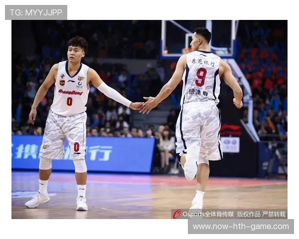 媒体热议朱芳雨夏窗“教科书级”操作