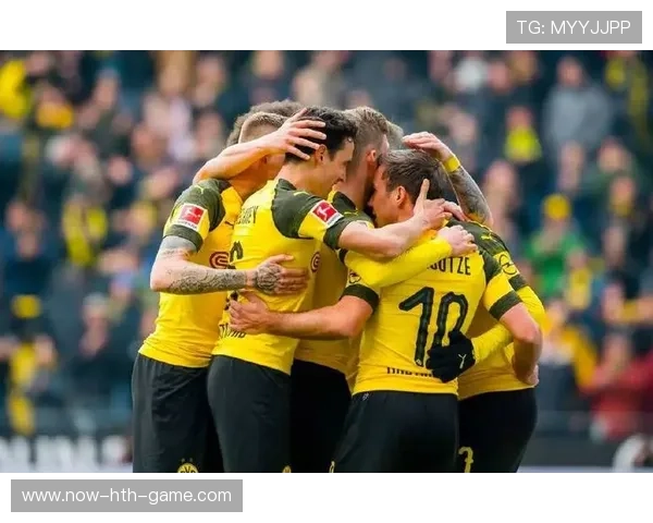 多特蒙德确认格鲁达加盟，补强右路进攻火力