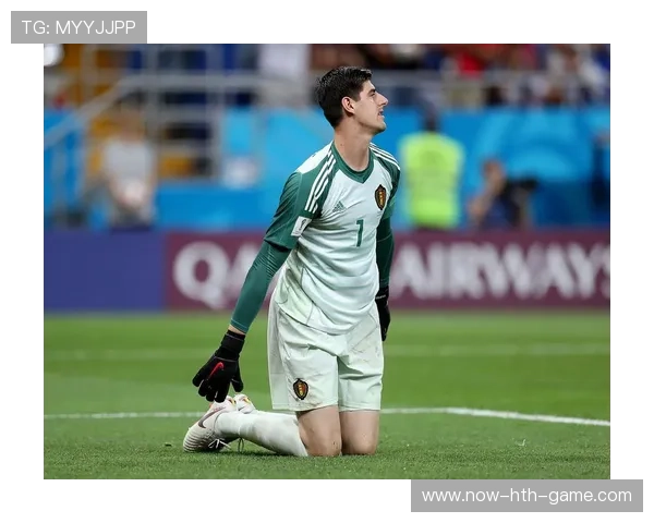 库尔图瓦单手封出对方点球，皇家马德里零封对手