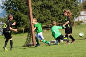 华体会hth最新登录地址-中超末轮多场生死局悬念拉满，中超几轮