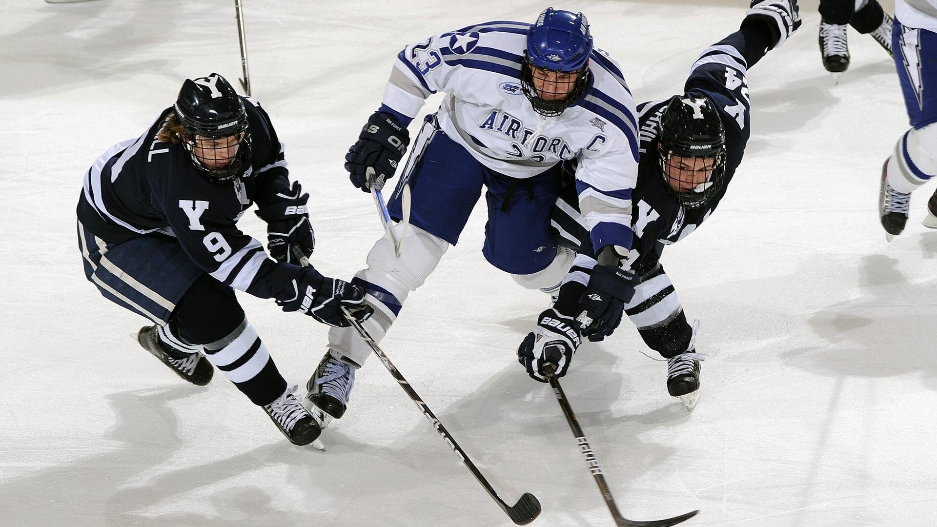 湖人队迎来强敌挑战，士气高涨，湖人队打比赛